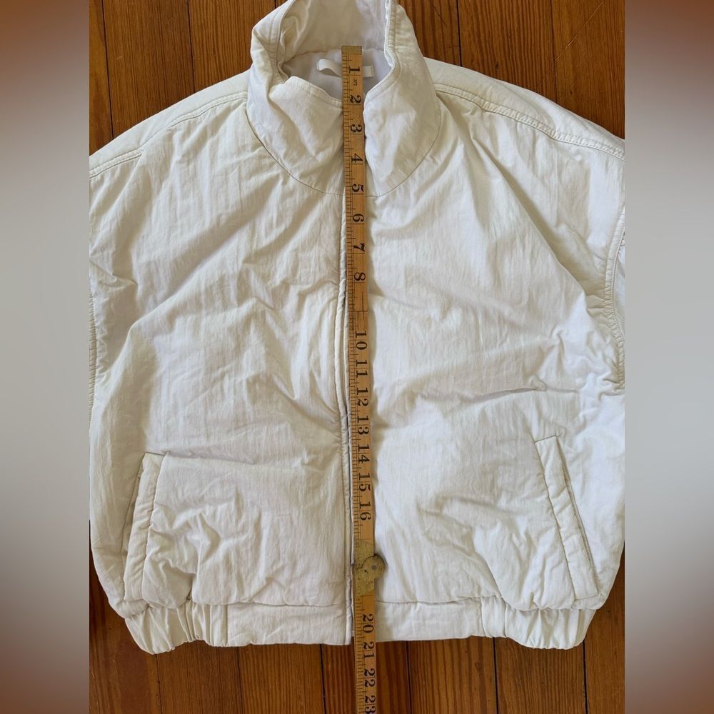 Amomento Exclusive Jacket - Picture 4 of 9
